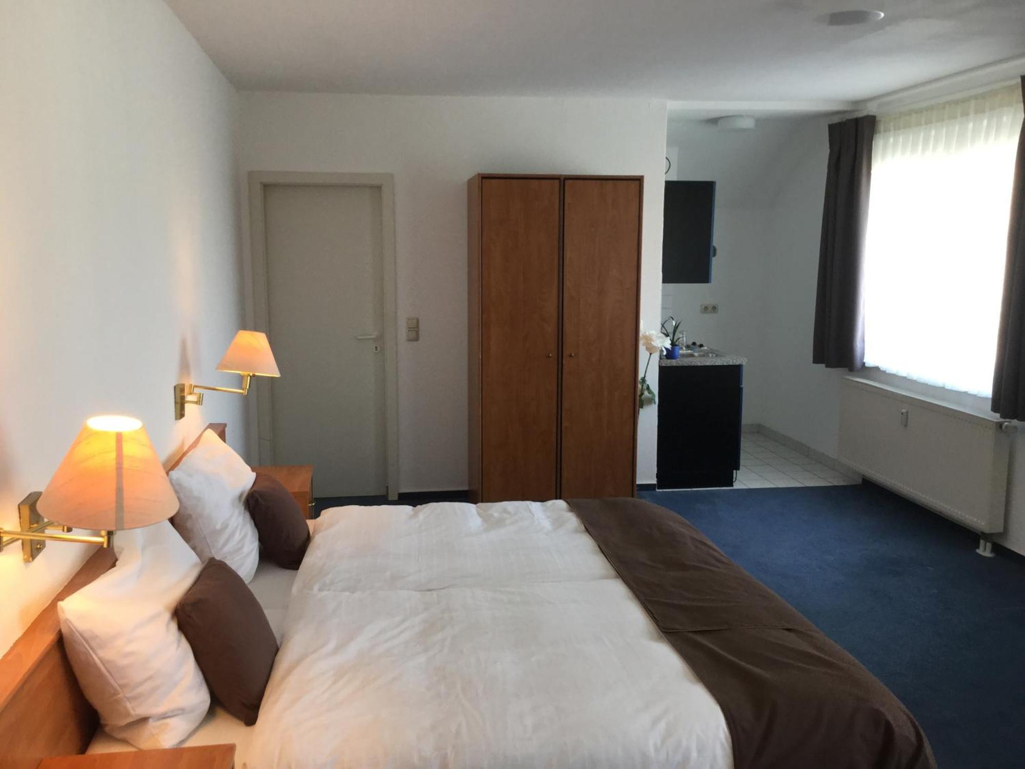 Sunibel Inn Reinheim Buitenkant foto